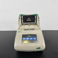 Bio-Rad T100 Thermal Cycler image 3